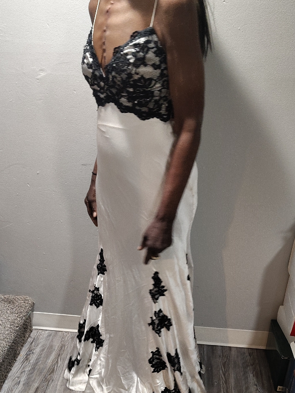Elegant White Jiovanni Satin Maxi Dress with Black Lace Appliqué
